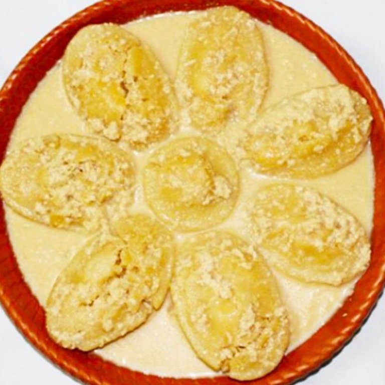 দুধচিতই এ ঘরকন্যা