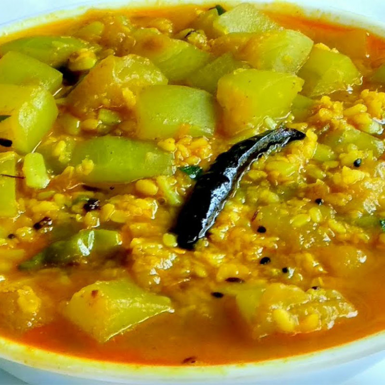 সুস্বাদু লাউ ডাল।